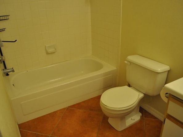 2465 NW 33rd St 1506, Oakland Park FL 33309