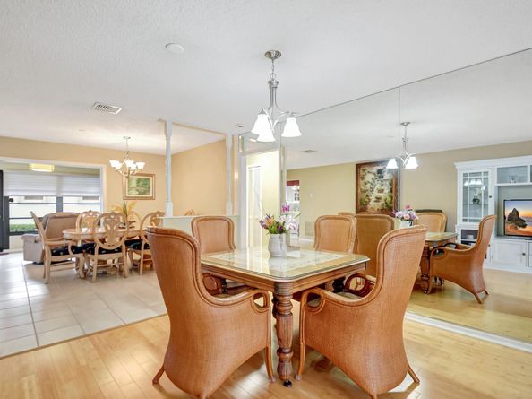 9800 Pecan Tree Drive B, Boynton Beach FL 33436