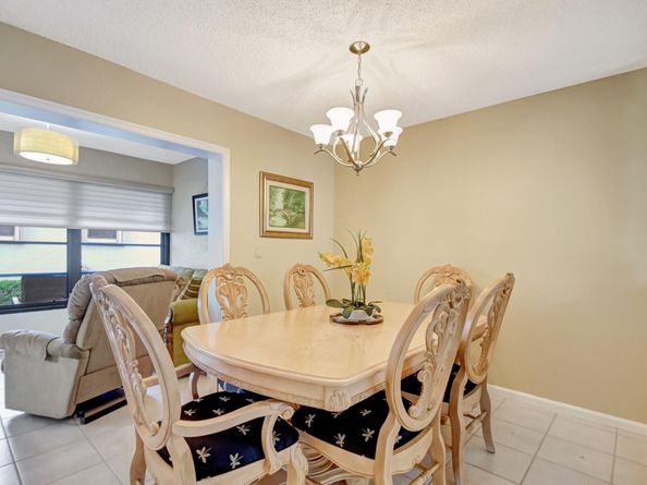 9800 Pecan Tree Drive B, Boynton Beach FL 33436