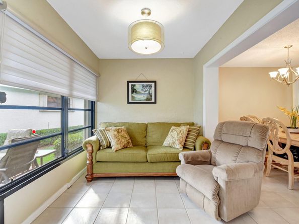 9800 Pecan Tree Drive B, Boynton Beach FL 33436