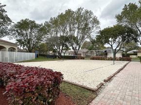 6161 Swans Ter, Coconut Creek FL 33073