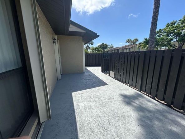 725 Sunny Pine Way A, Greenacres FL 33415