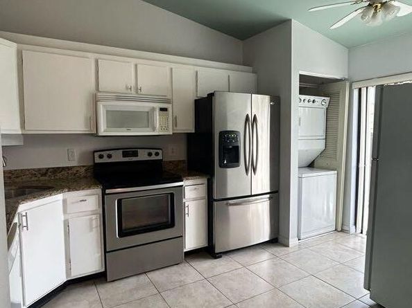 725 Sunny Pine Way A, Greenacres FL 33415