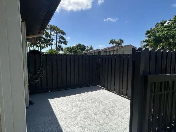 725 Sunny Pine Way A, Greenacres FL 33415