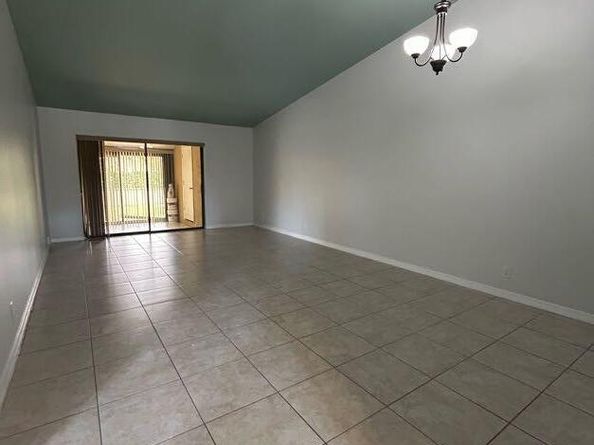 725 Sunny Pine Way A, Greenacres FL 33415
