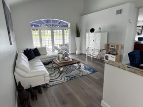 19000 NW 10th St, Pembroke Pines FL 33029