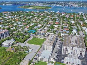 125 Ocean Avenue 303, Palm Beach Shores FL 33404