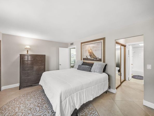125 Ocean Avenue 303, Palm Beach Shores FL 33404