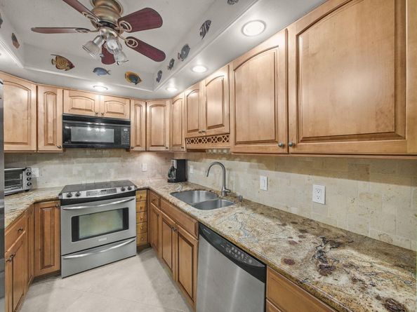 125 Ocean Avenue 303, Palm Beach Shores FL 33404