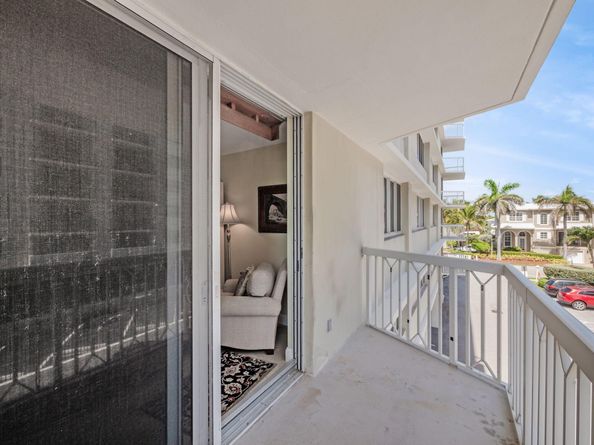 125 Ocean Avenue 303, Palm Beach Shores FL 33404