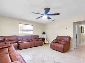 7830 NW 21st St, Sunrise FL 33322
