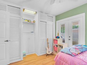 7830 NW 21st St, Sunrise FL 33322