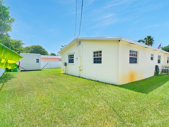 7830 NW 21st St, Sunrise FL 33322