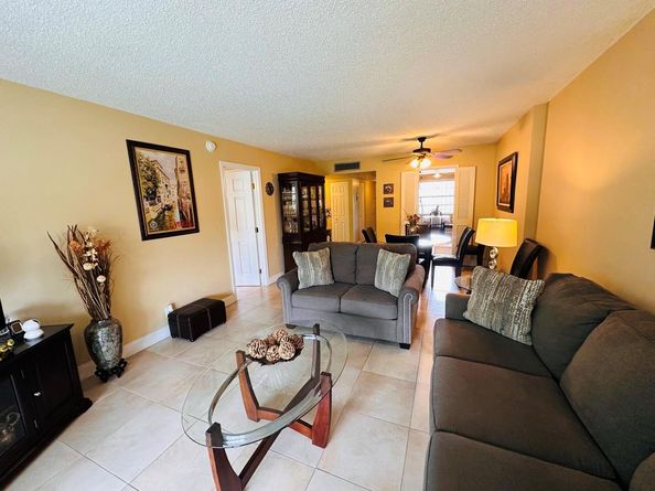 3099 NW 48th Ave 253, Lauderdale Lakes FL 33313