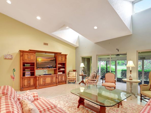 6749 Versailles Court, Lake Worth FL 33467