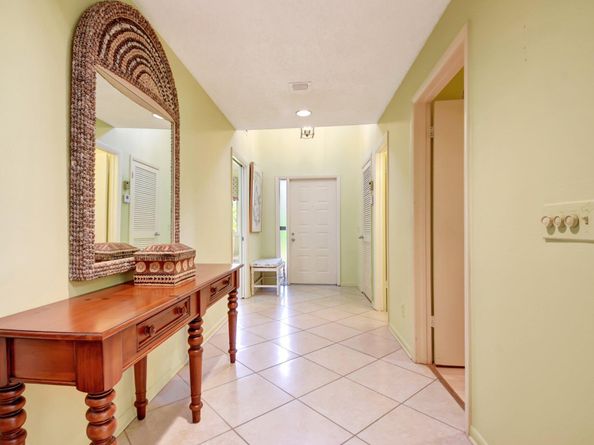 6749 Versailles Court, Lake Worth FL 33467