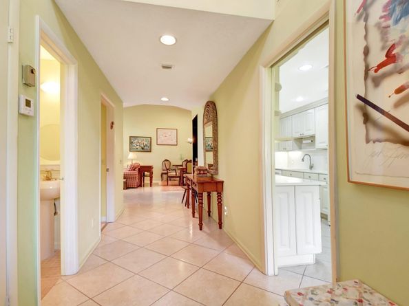 6749 Versailles Court, Lake Worth FL 33467