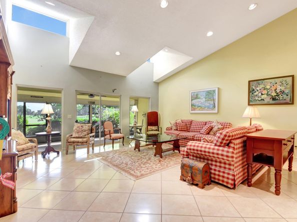 6749 Versailles Court, Lake Worth FL 33467