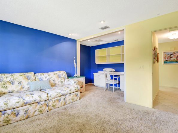 6749 Versailles Court, Lake Worth FL 33467