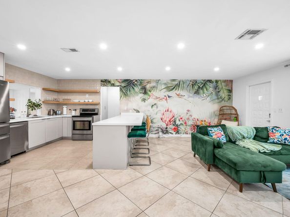 29 SE 8th Avenue, Deerfield Beach FL 33441