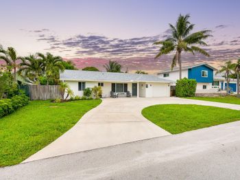29 SE 8th Avenue