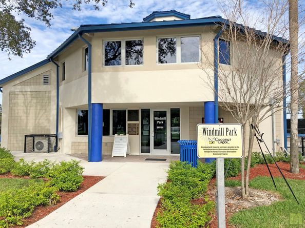 920 NW 42nd Ter, Coconut Creek FL 33066