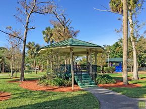920 NW 42nd Ter, Coconut Creek FL 33066