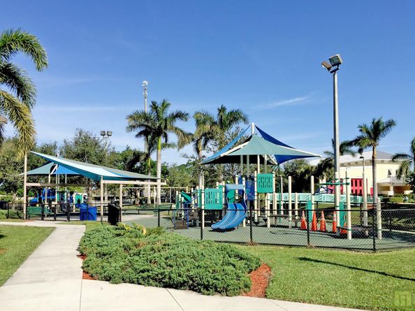 920 NW 42nd Ter, Coconut Creek FL 33066