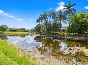 920 NW 42nd Ter, Coconut Creek FL 33066