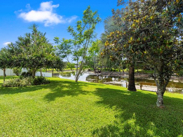 920 NW 42nd Ter, Coconut Creek FL 33066