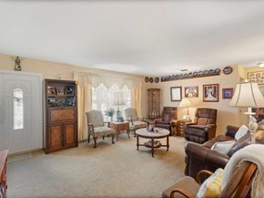 920 NW 42nd Ter, Coconut Creek FL 33066