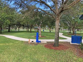920 NW 42nd Ter, Coconut Creek FL 33066