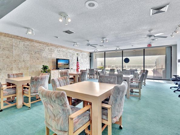 3540 S Ocean Boulevard Ph 911, South Palm Beach FL 33480