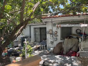 1100 NE 182nd St, North Miami Beach FL 33162