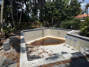 1100 NE 182nd St, North Miami Beach FL 33162