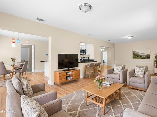 7836 Cloverfield Cir, Boca Raton FL 33433