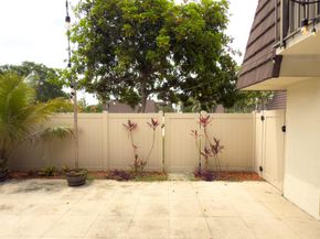 7724 77th Way, West Palm Beach FL 33407