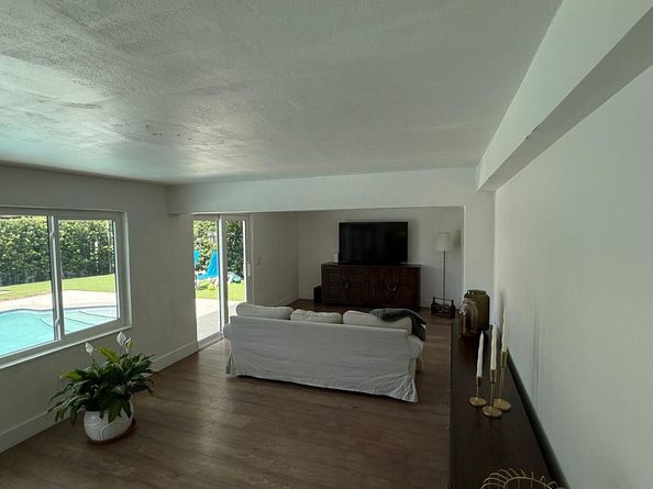 6820 SW 32nd St, Miami FL 33155