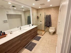 6820 SW 32nd St, Miami FL 33155