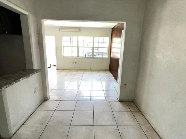 755 NE 140th St, North Miami FL 33161