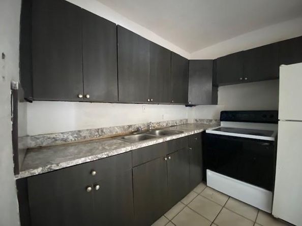 755 NE 140th St, North Miami FL 33161