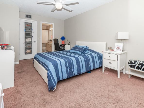 6102 Wheatley Ct, Boynton Beach FL 33436