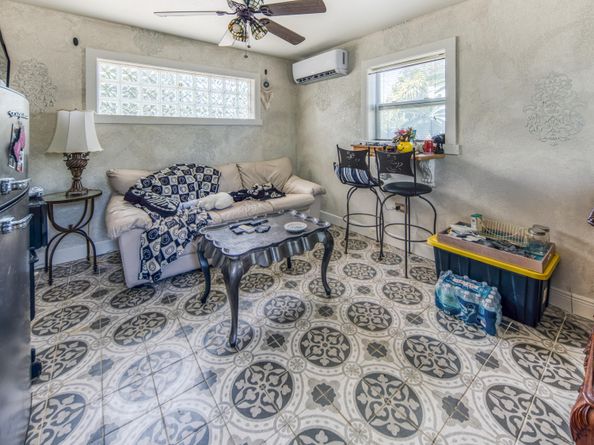 624 10th Avenue N, Lake Worth Beach FL 33460