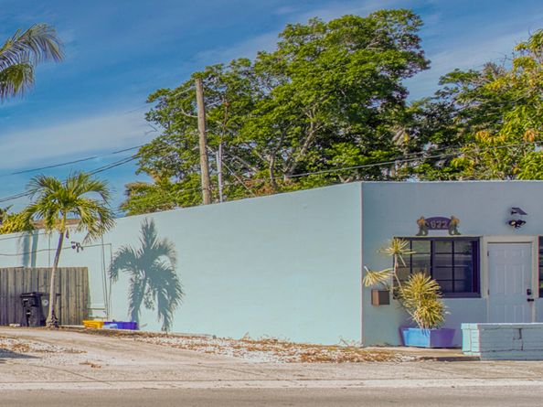 624 10th Avenue N, Lake Worth Beach FL 33460