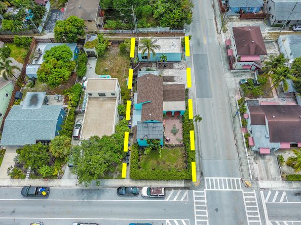 624 10th Avenue N, Lake Worth Beach FL 33460