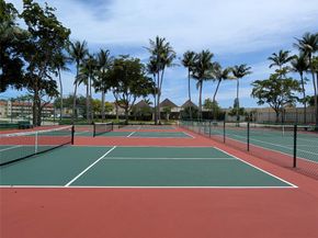 8021 N Sunrise Lakes Dr 203, Sunrise FL 33322