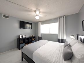 8021 N Sunrise Lakes Dr 203, Sunrise FL 33322