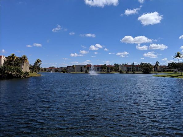 8021 N Sunrise Lakes Dr 203, Sunrise FL 33322