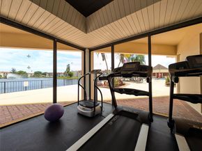 8021 N Sunrise Lakes Dr 203, Sunrise FL 33322