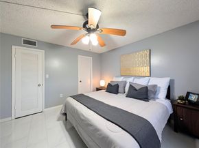 8021 N Sunrise Lakes Dr 203, Sunrise FL 33322